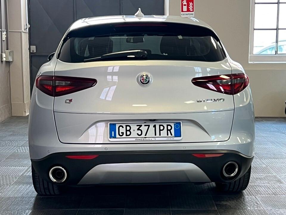 Alfa Romeo Stelvio 2.2 T Q4 190cv