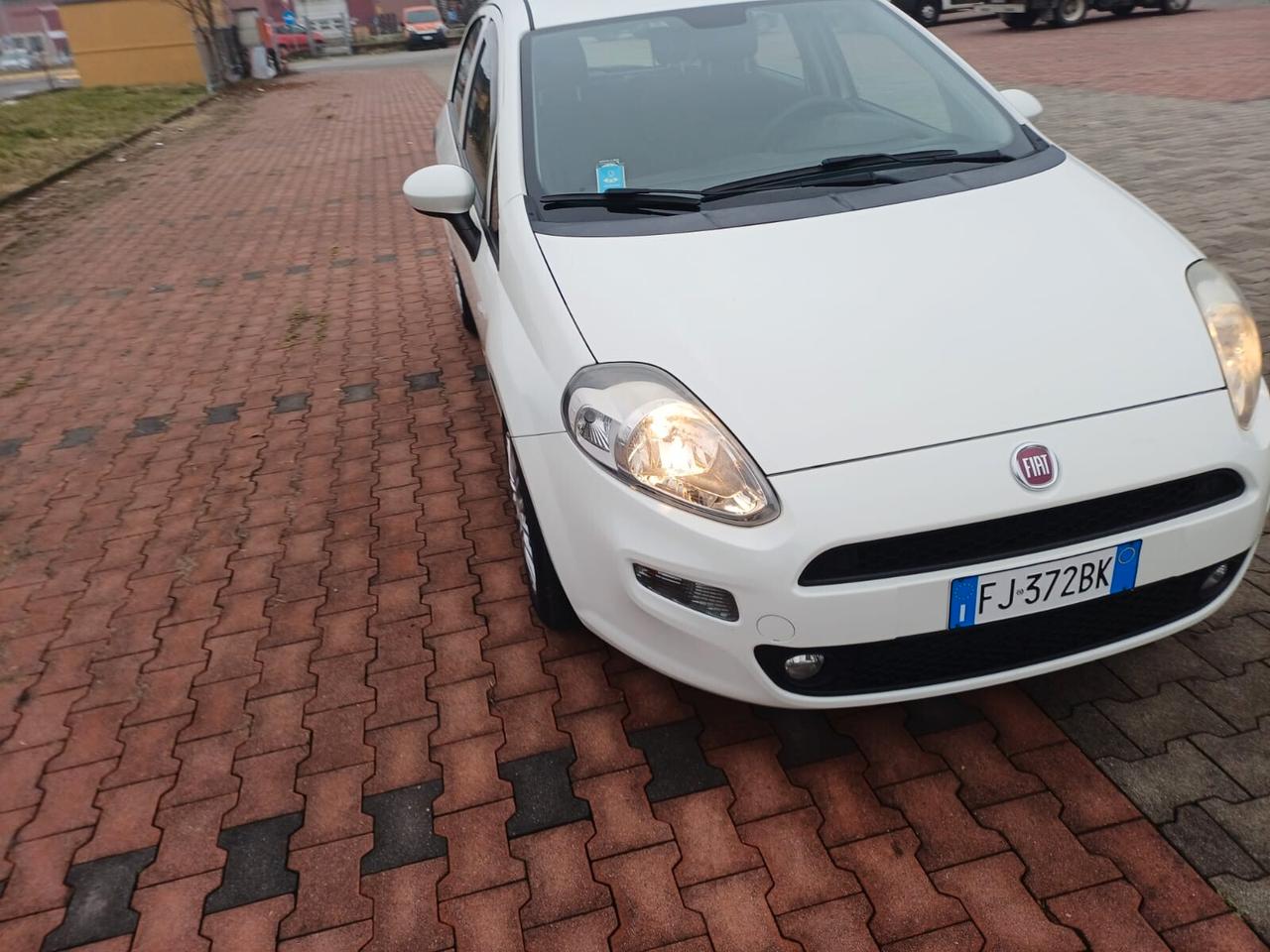 Fiat Punto 1.3 MJT II SeS 95 CV 5P Lounge