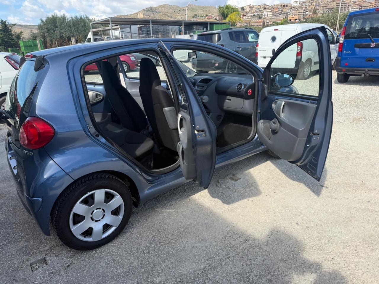 Toyota Aygo 1.0 12V VVT-i 5 porte