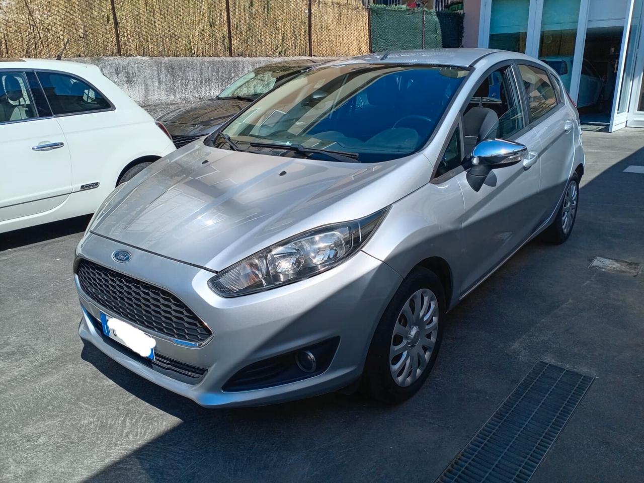 Ford Fiesta 1.5 TDCi 75CV 5 porte Black & White Edition