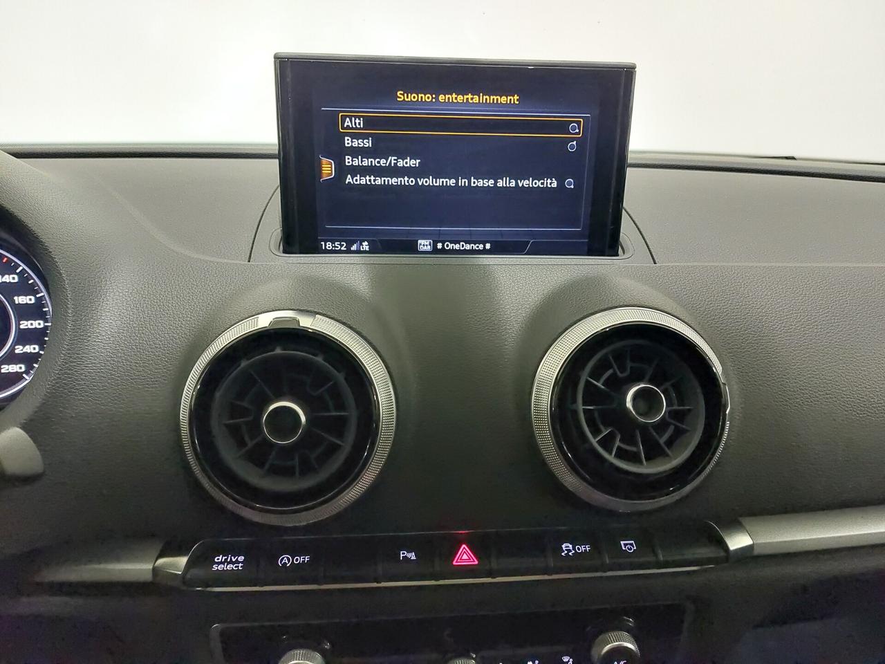 AUDI A3 3ª serie A3 SPB 30 TDI Admired