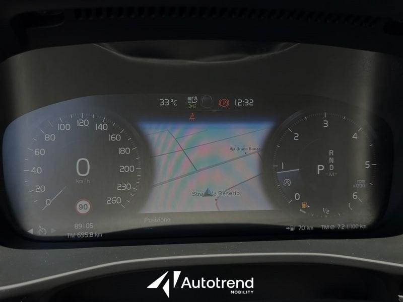 Volvo XC40 D3 150 CV AWD Automatica NAVI LED Business Plus