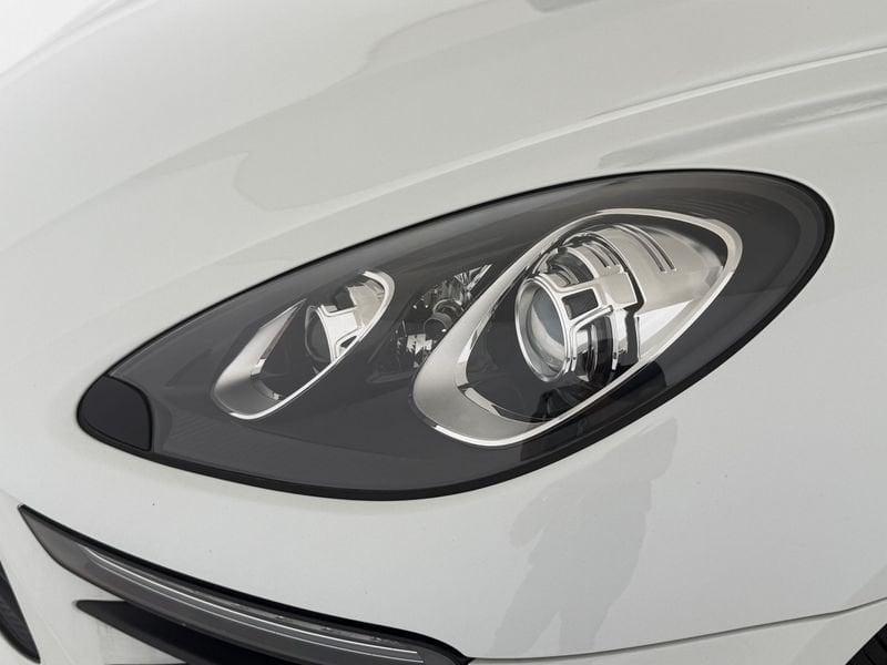 Porsche Macan 2.0 TETTO PANORAMICO - SOSP - IVA ESPOSTA