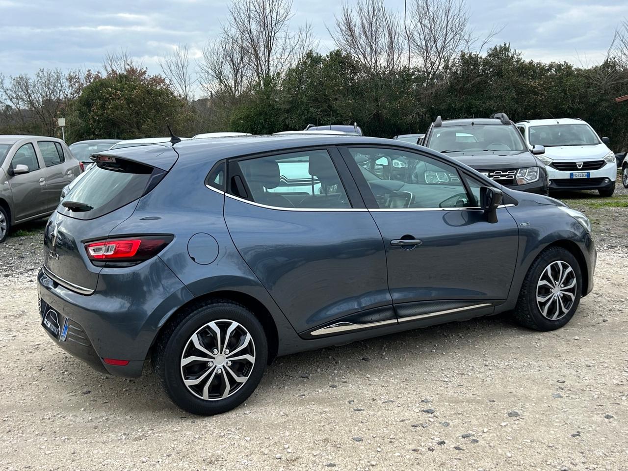 Renault Clio TCe 12V 90 CV GPL 5 porte Duel neopatentati rate