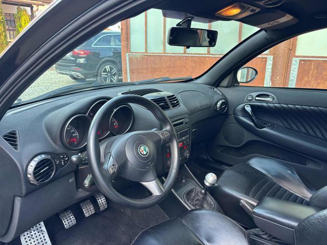 ALFA ROMEO 147 3.2i V6 24V cat 3 porte GTA