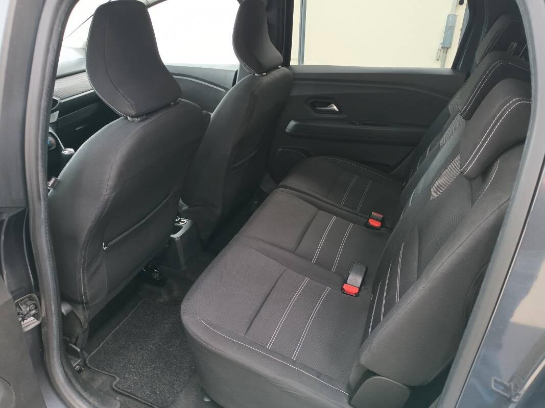 Dacia Jogger 100 cv GPL Comfort-7 POSTI