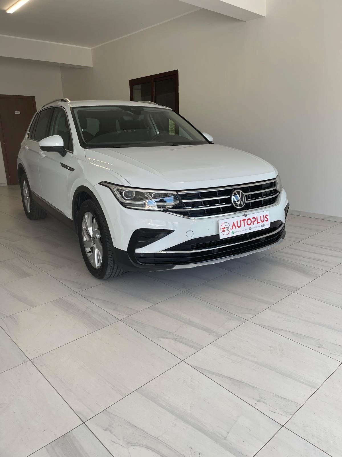 Volkswagen Tiguan 2.0 TDI 150 CV SCR DSG Elegance