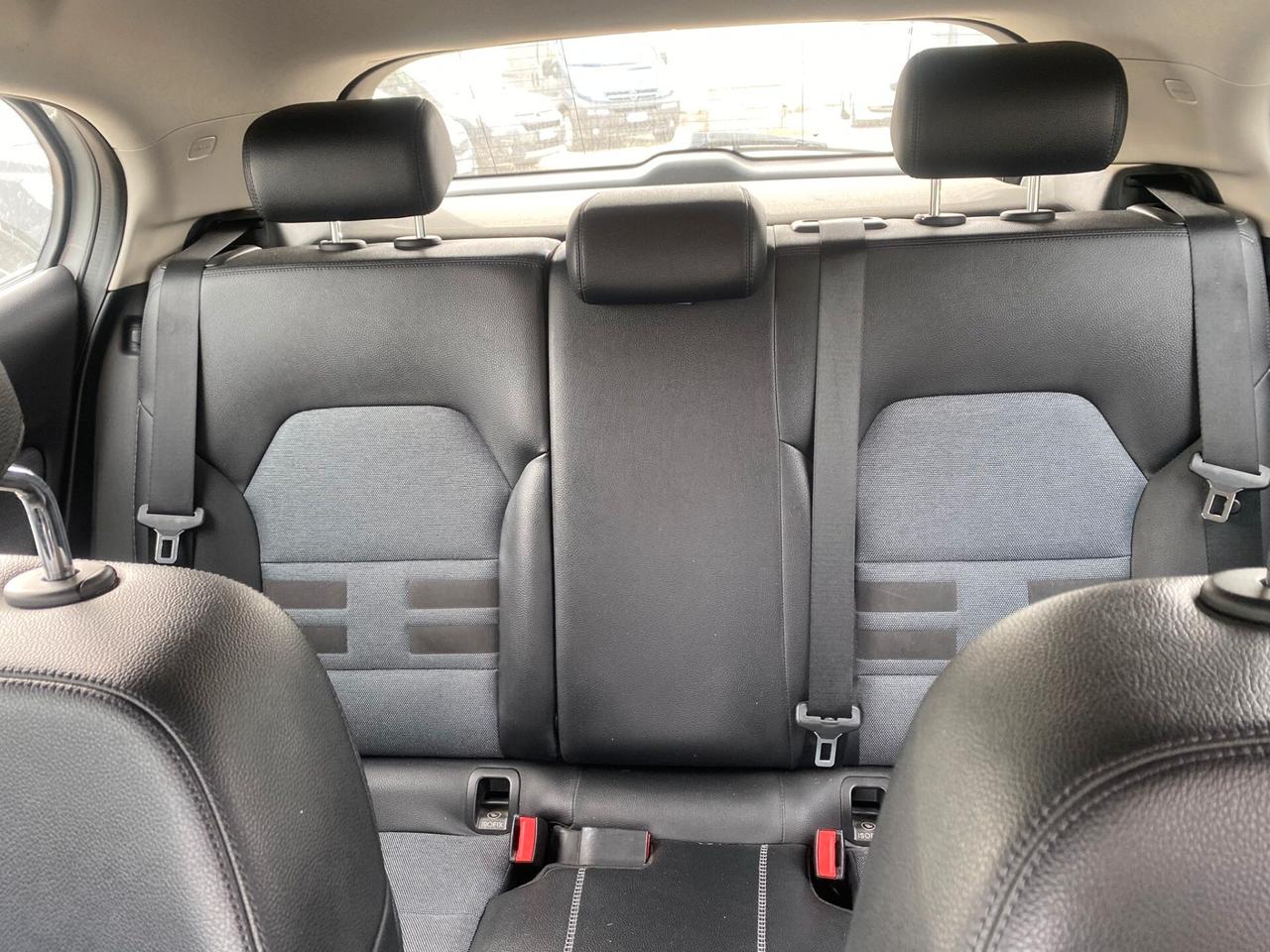 Mercedes-benz GLA 180 d Automatic Business