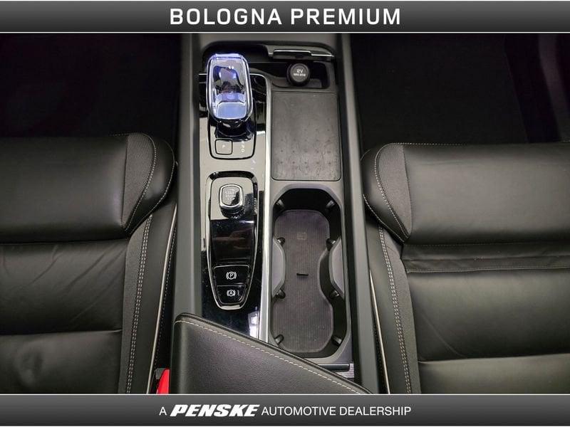 Volvo XC60 XC60 B5 (d) AWD automatico Ultimate Dark