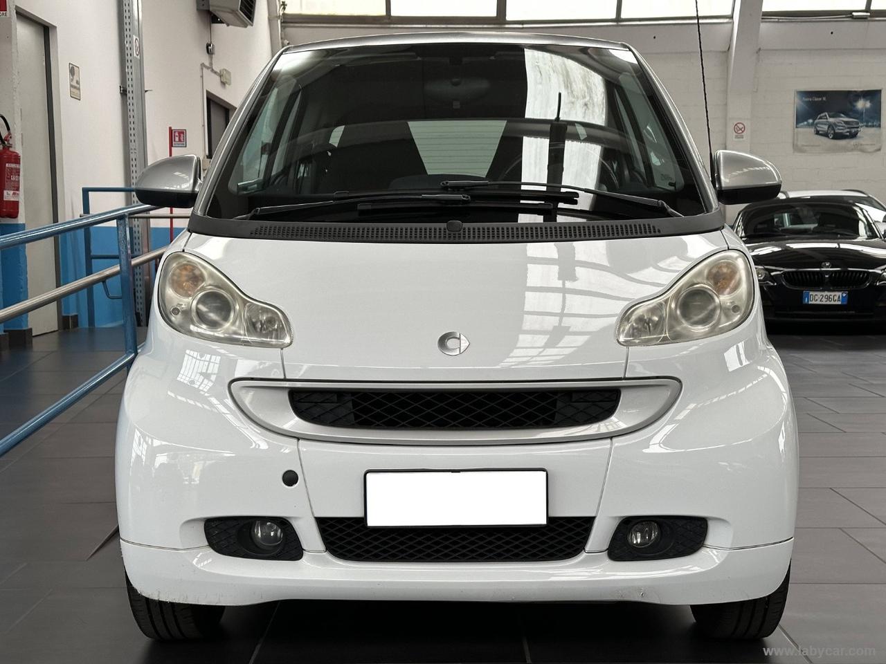 SMART fortwo 1000 52 kW MHD coupé pulse