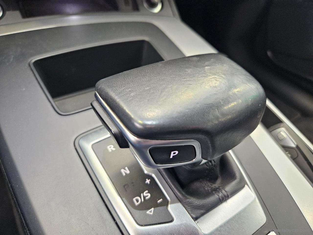 AUDI Q5 SPB 40 TDI quattro S tr. Busin. Adv.