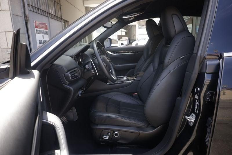 Maserati Levante Maserati Levante 3.0 V6 350cv GranLusso Q4 auto 257KW ANNO 2021