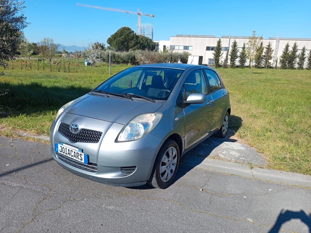Toyota Yaris 1.0 5 porte Sol