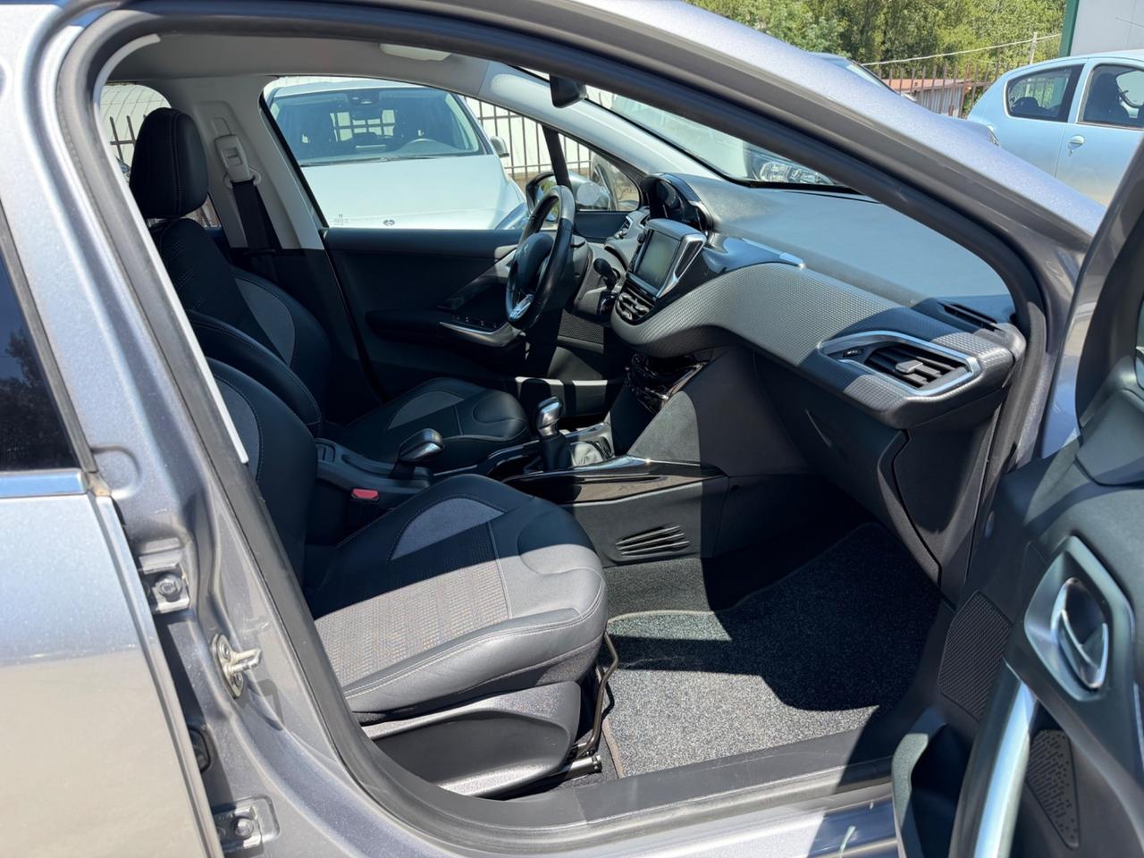 Peugeot 2008 BlueHDi 100 S&S Black Matt/48.000KM