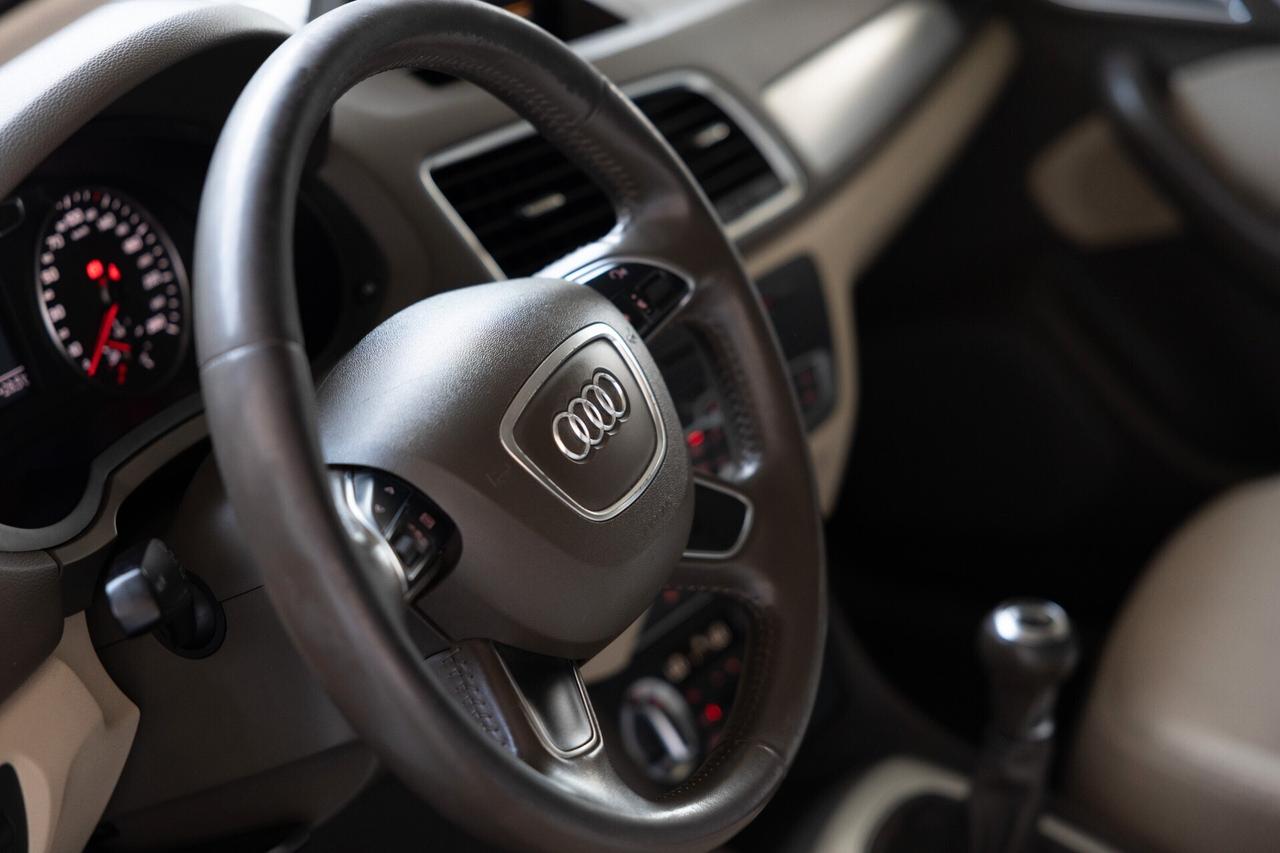 Audi Q3 2.0 TDI quattro S Line Edition