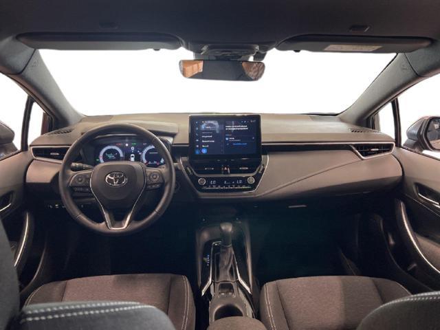 TOYOTA Corolla Active 1.8 Hybrid Touring Sports