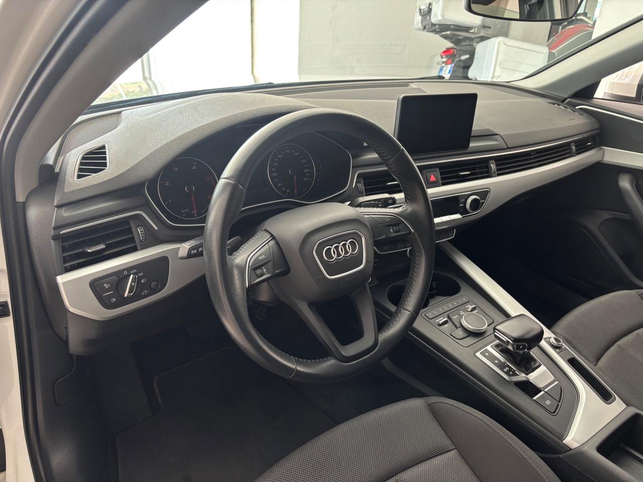 Audi A4 Avant 2.0 TDI 150 CV ultra S tronic Sport