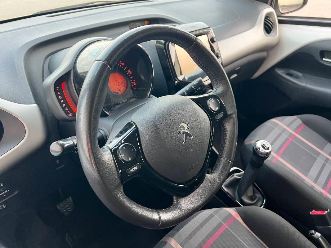 Peugeot 108 1.2 vti 12v Allure 5p