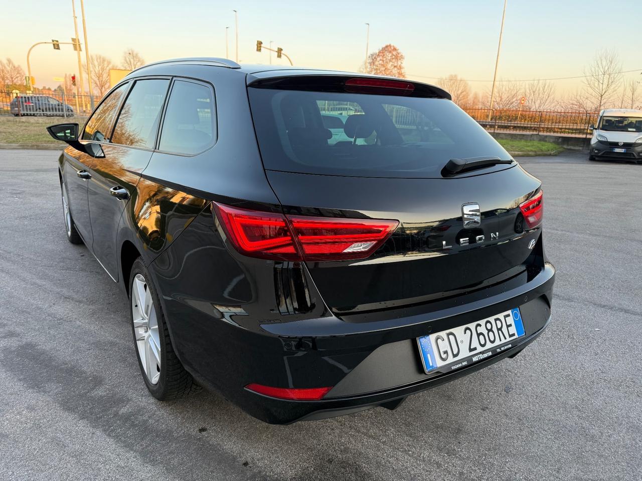 Seat Leon 1.6 TDI 115 CV ST FR TOTAL BLACK