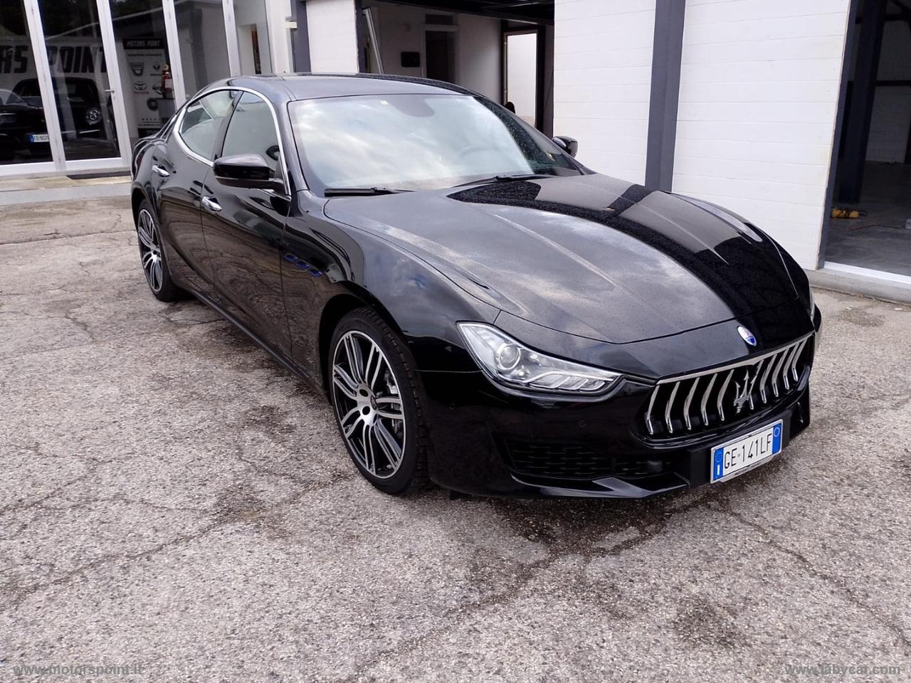 MASERATI Ghibli 330 CV MHEV Executive