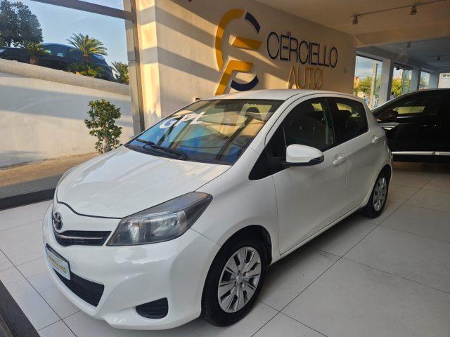 TOYOTA Yaris 1.0 5 porte Lounge gpl
