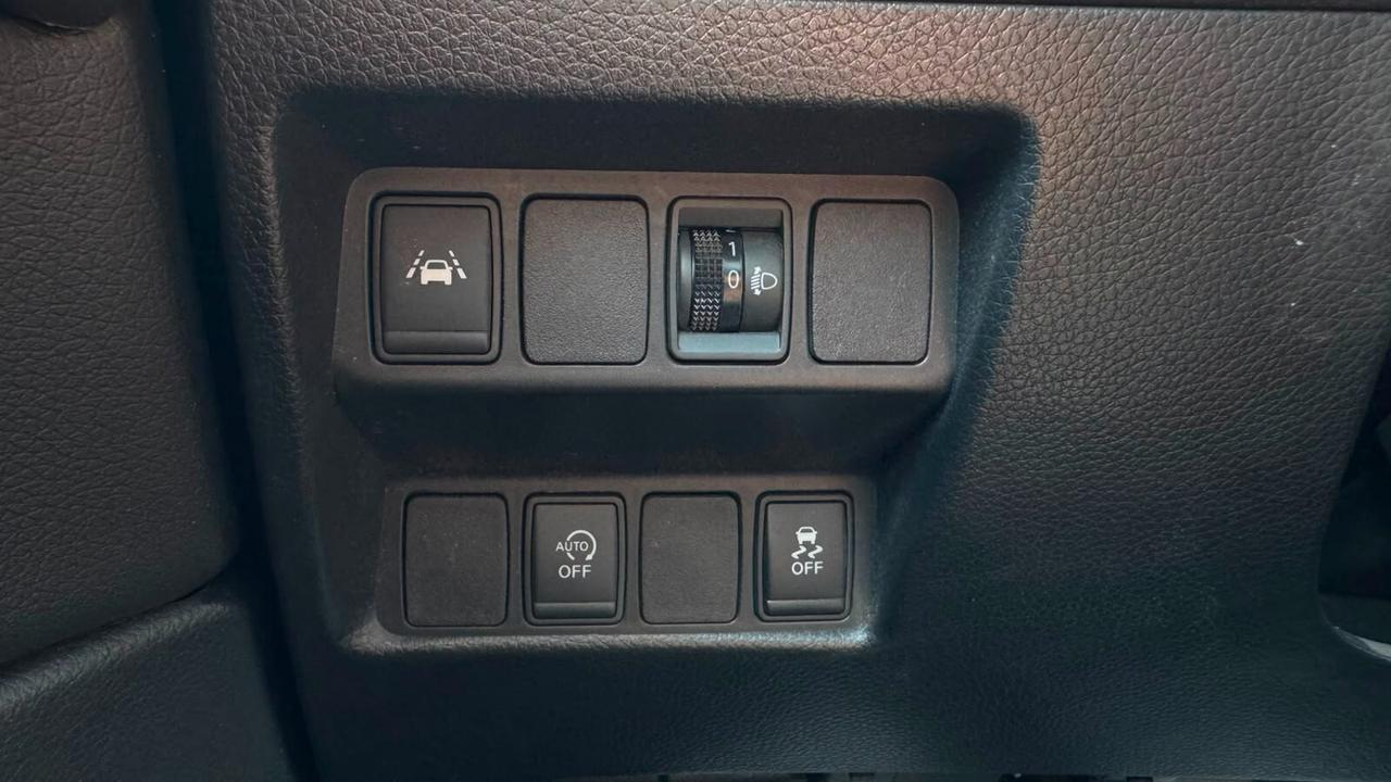 Nissan Qashqai 1.2 BENZINA 2017 NEOP.