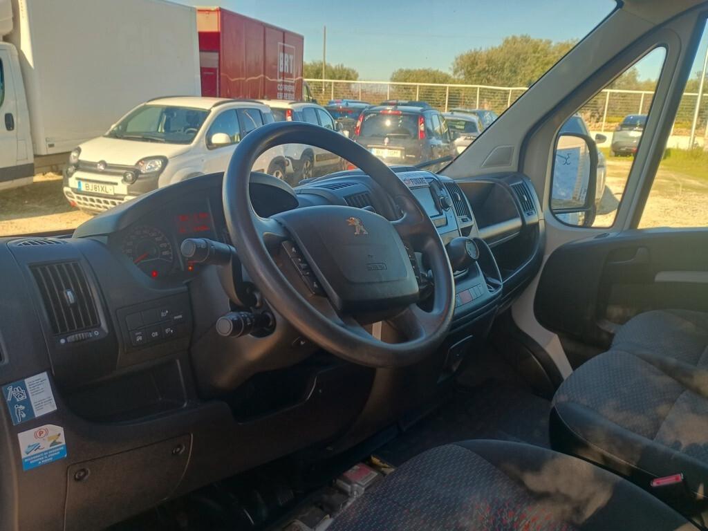 Peugeot Boxer 330 L1H1 2.2 BHDI 140cv
