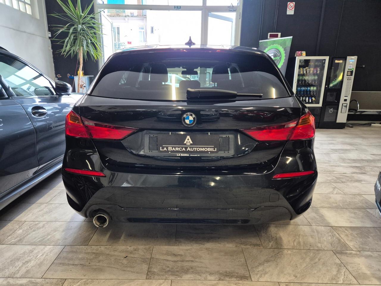 Bmw 116 116d 5p. Business