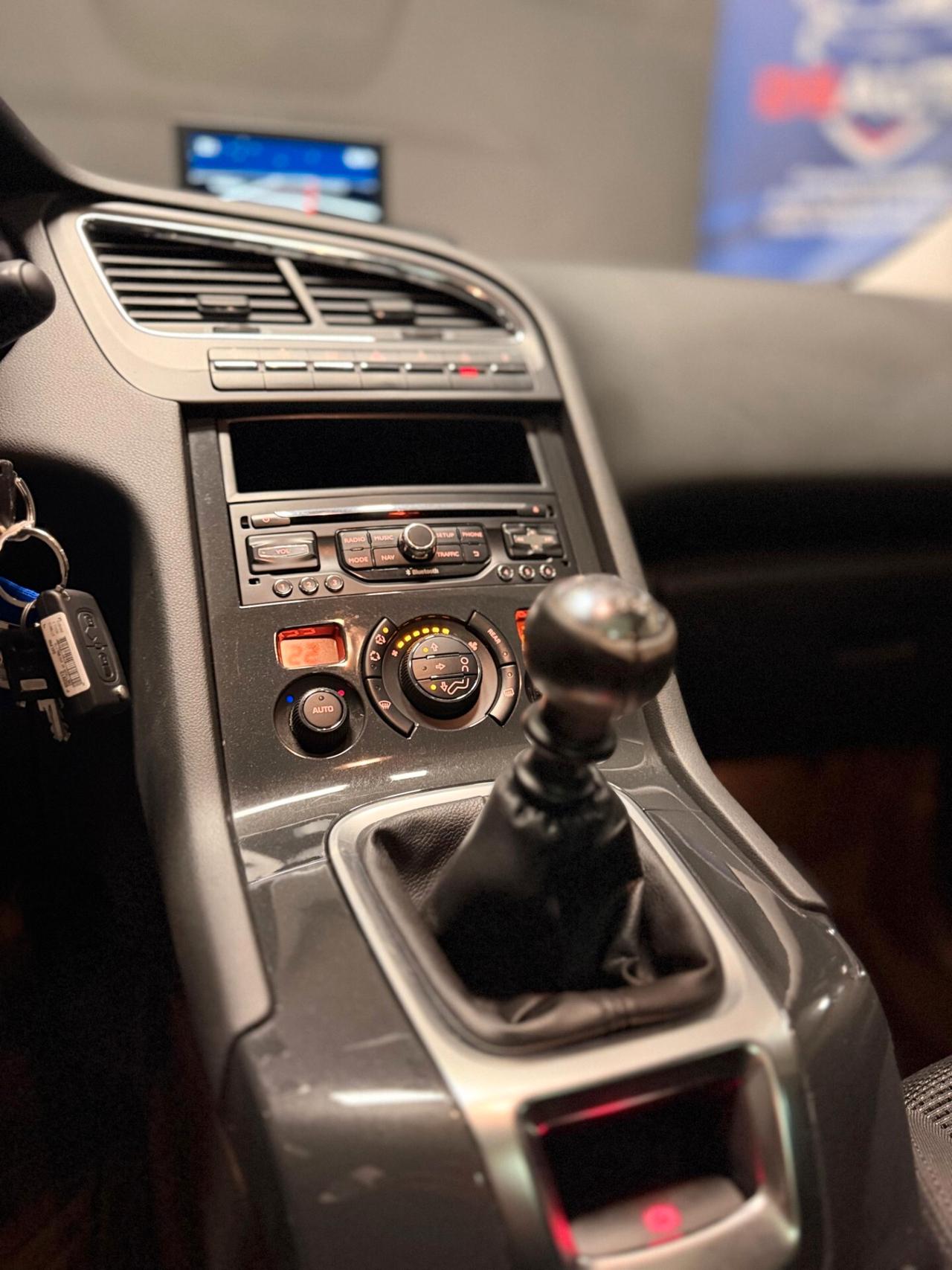 Peugeot 5008 2.0 HDi 150CV Allure 7 posti