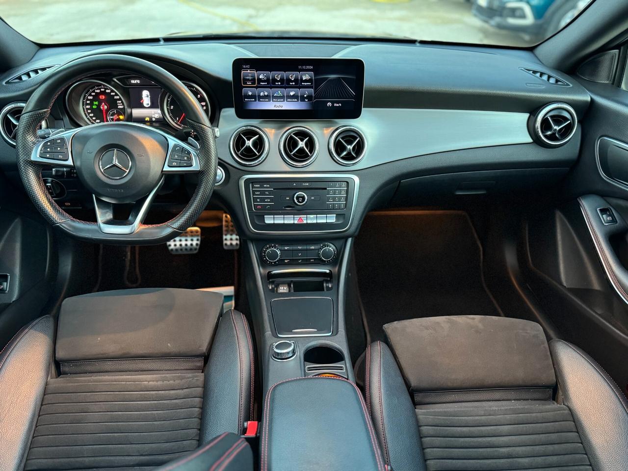 Mercedes-benz CLA 220 CLA 200 d 4Matic Automatic Premium