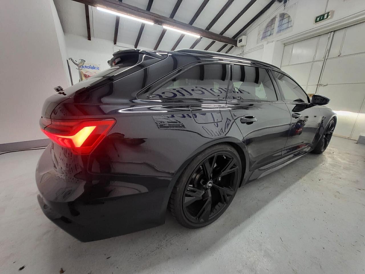 Audi A6 RS 6 Avant 4.0 TFSI V8 quattro tiptronic