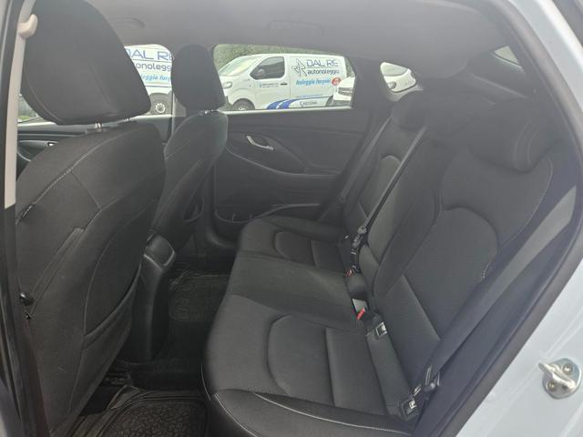 HYUNDAI i30 Fastback 1.0 T-GDI 12V Business