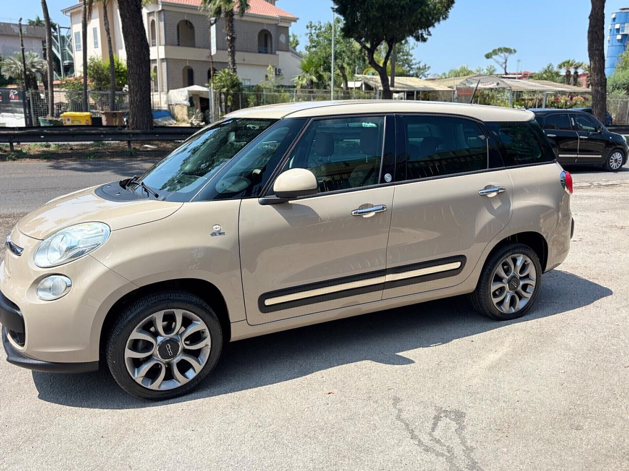 Fiat 500L Living 0.9 TwinAir Turbo Natural Power Lounge