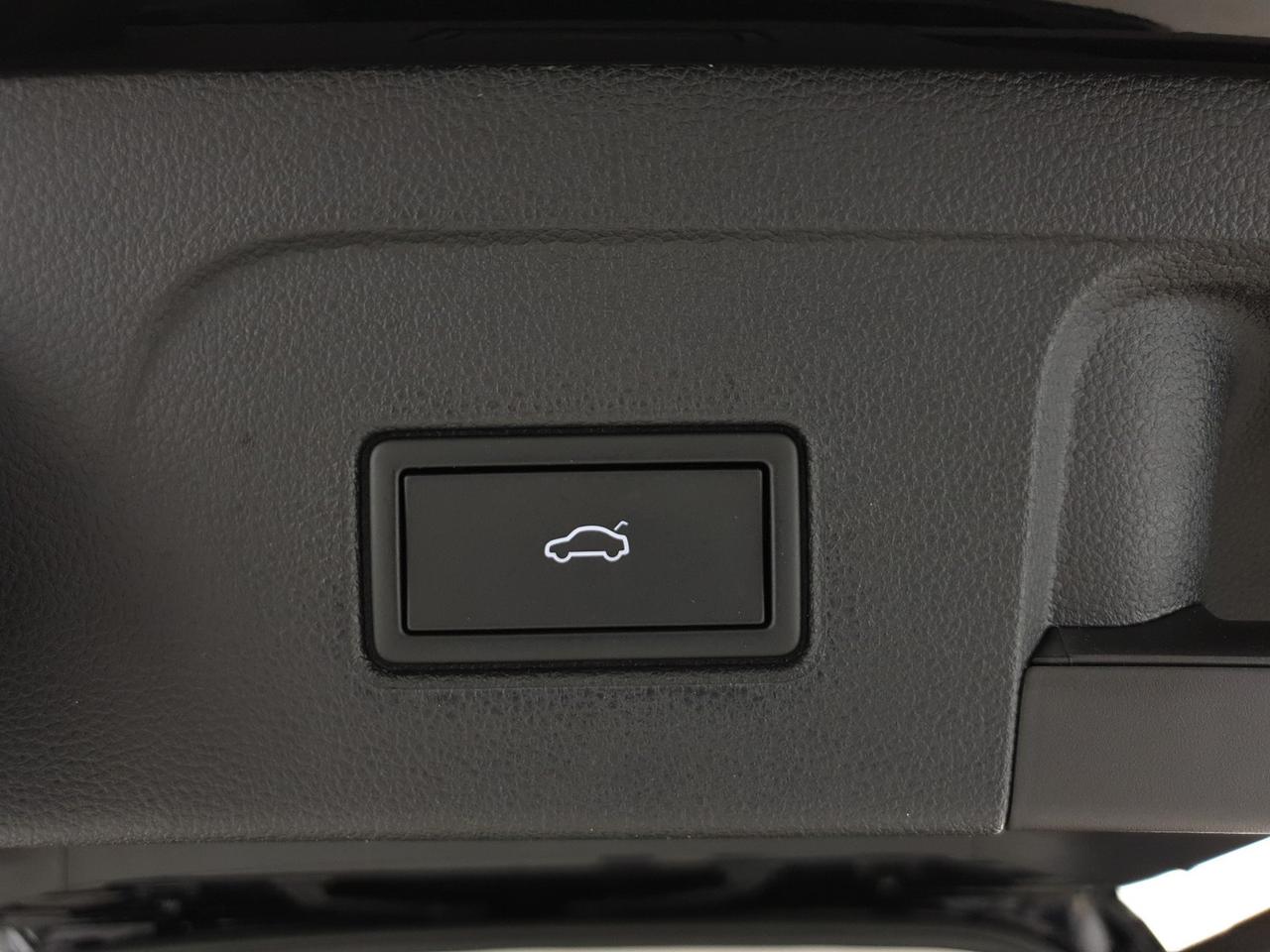 Volkswagen Touran 2.0 tdi executive dsg
