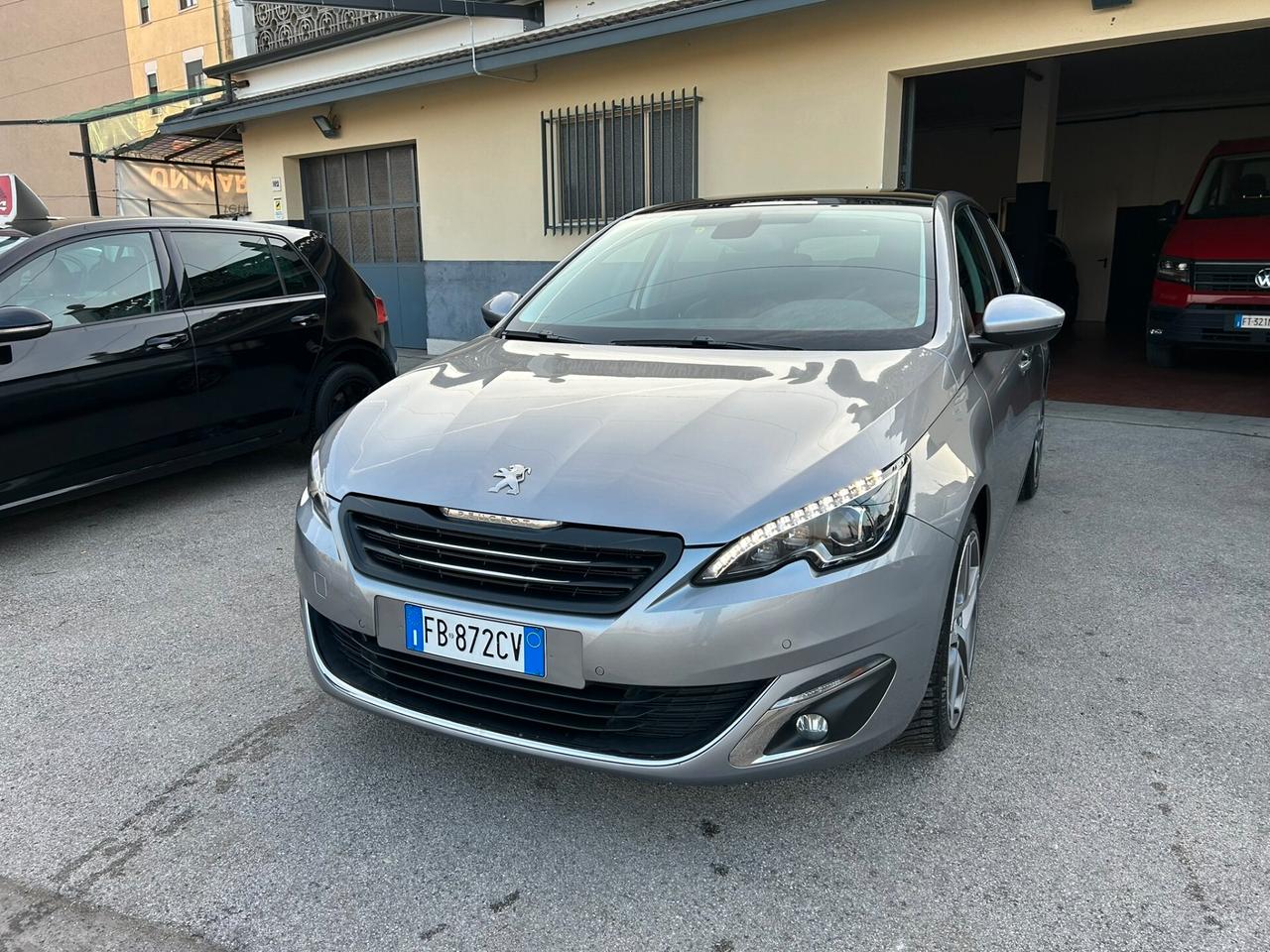 PEUGEOT 308 1.2 PureTech 130CV Allure - PANORAMA