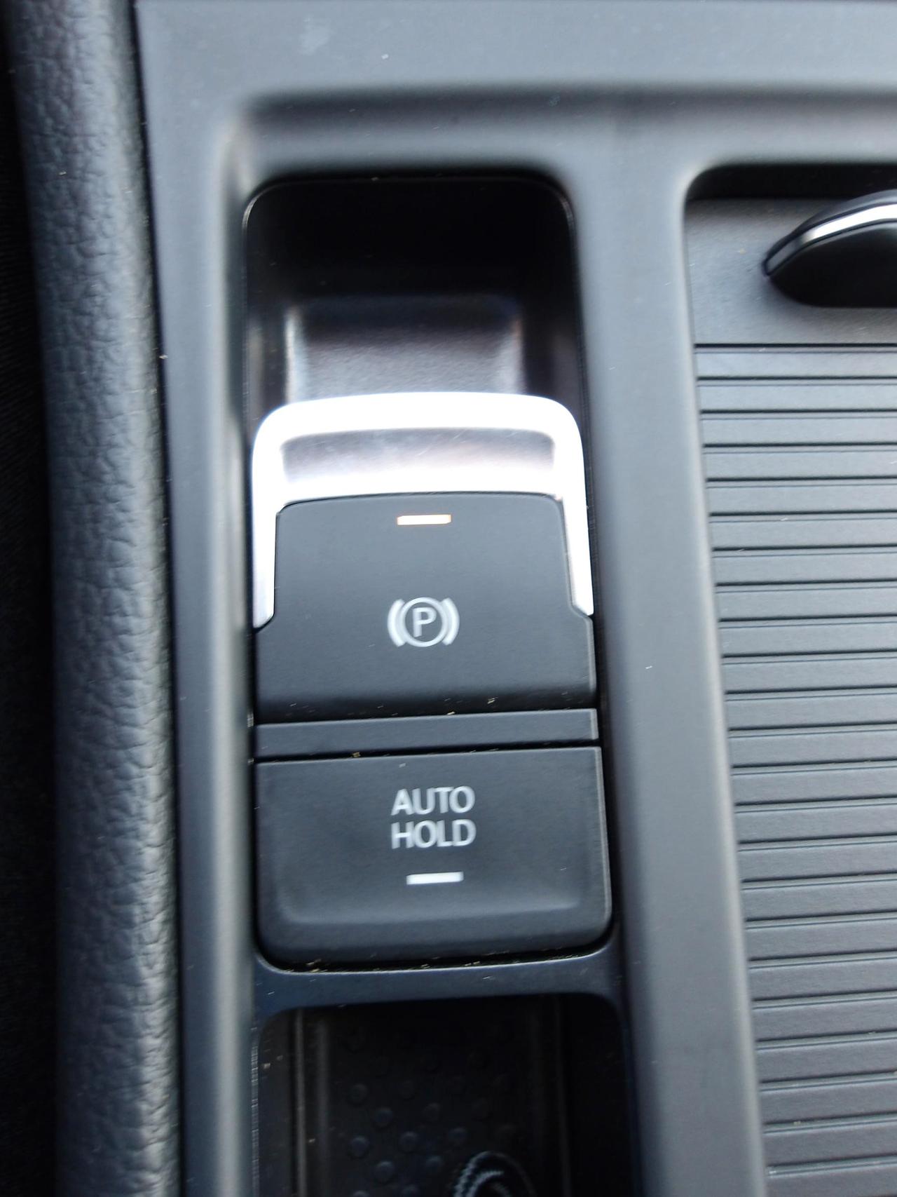 VOLKSWAGEN GOLF 5p 1.4 tgi Highline Executive