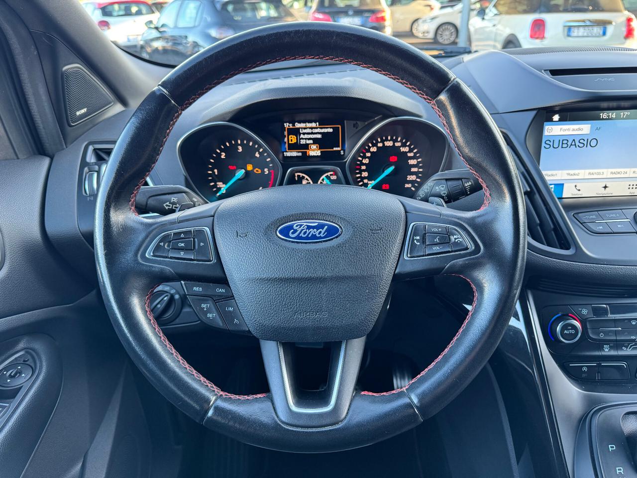 Ford Kuga 1.5 TDCI 120CV S&S 2WD Powershift ST-Line Business