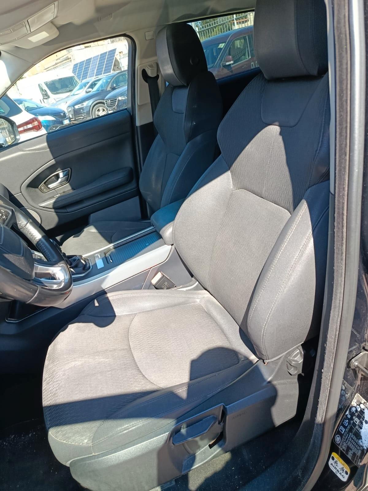 Land Rover Range Evoque 2.0 eD4 5p. SE Dynamic