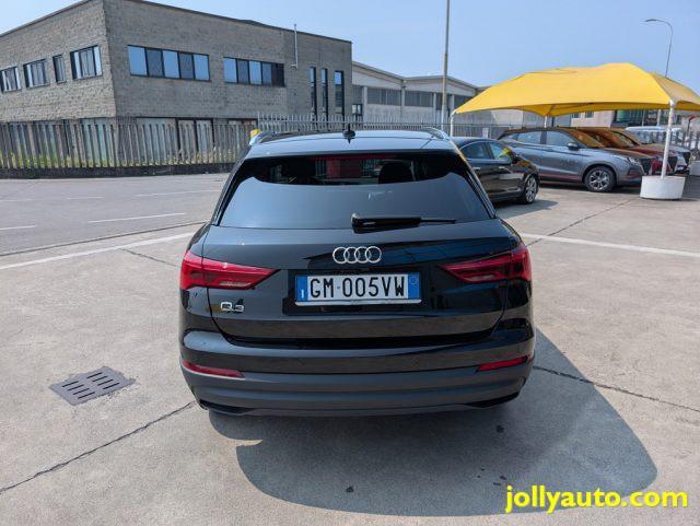 AUDI Q3 35 TDI S tronic Business