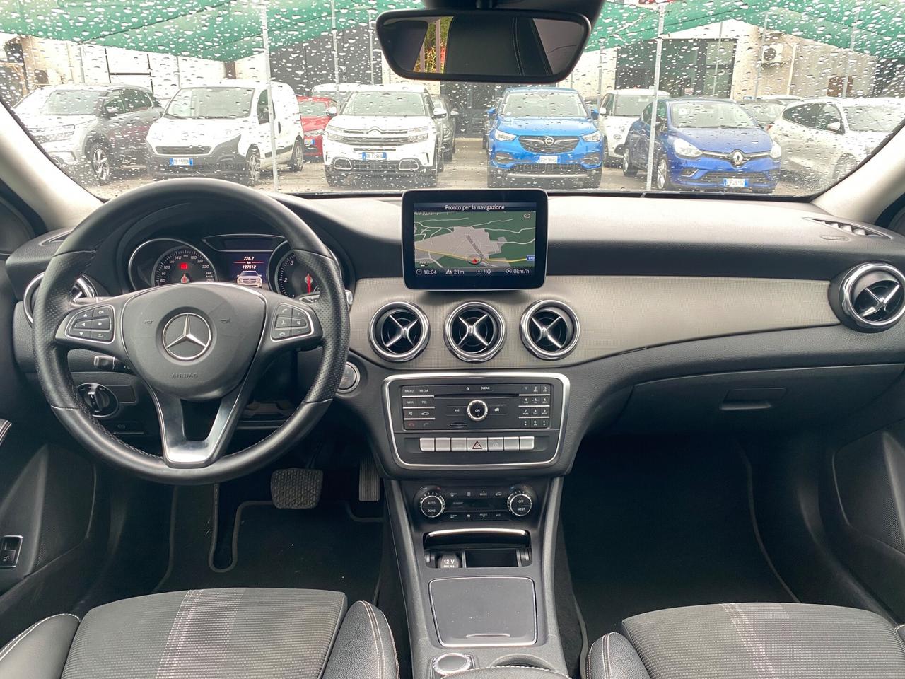 Mercedes GLA 200 d Automatic Sport Pelle Xenon