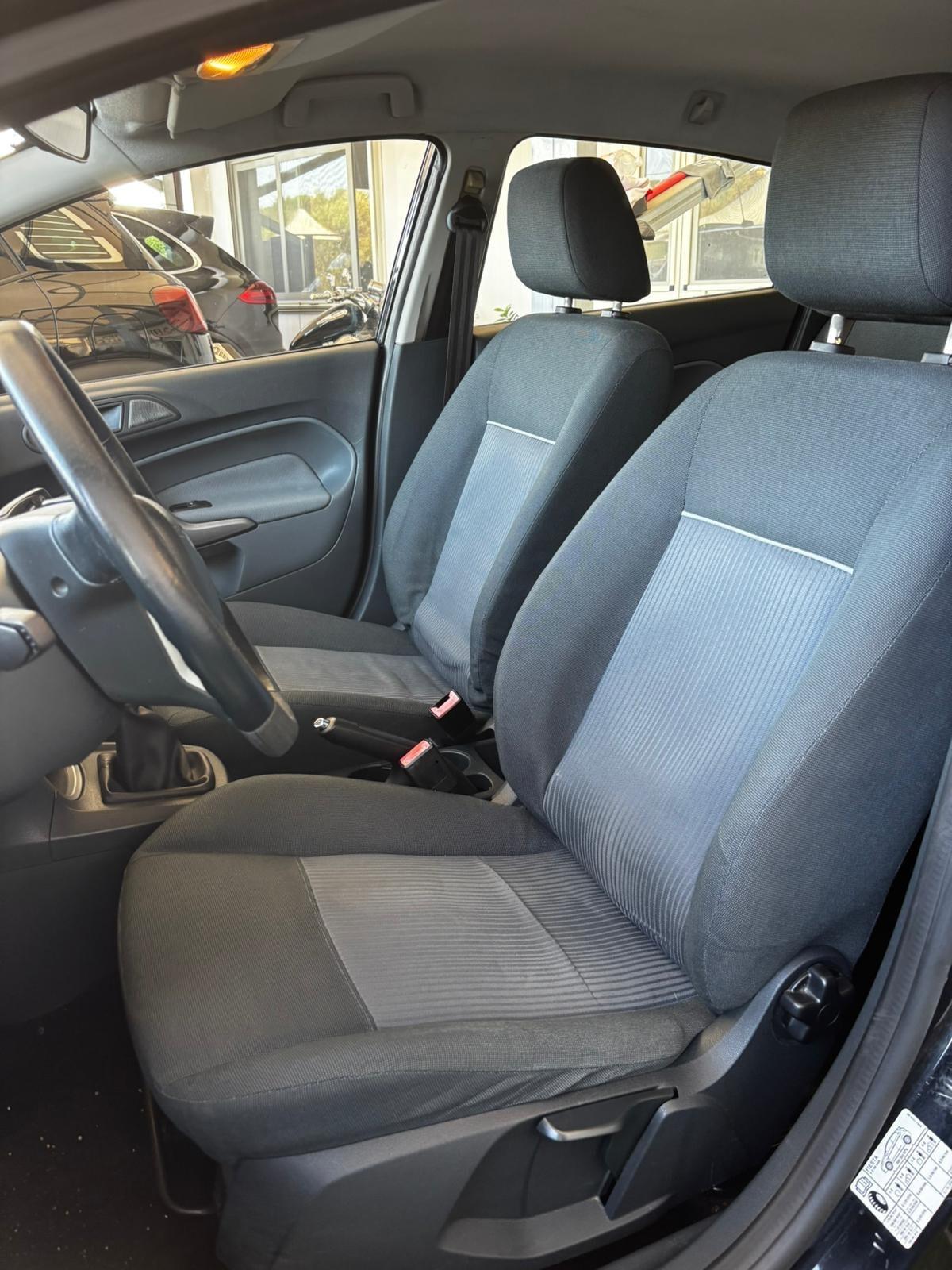 Ford Fiesta 1.4 TDCi 5p. Titanium
