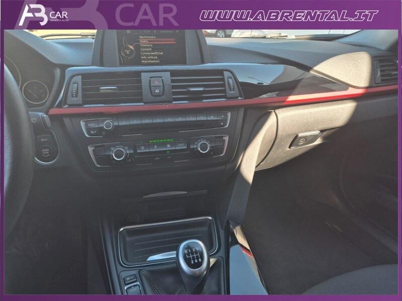 BMW Serie 3 (F30/31) 316d Touring Sport