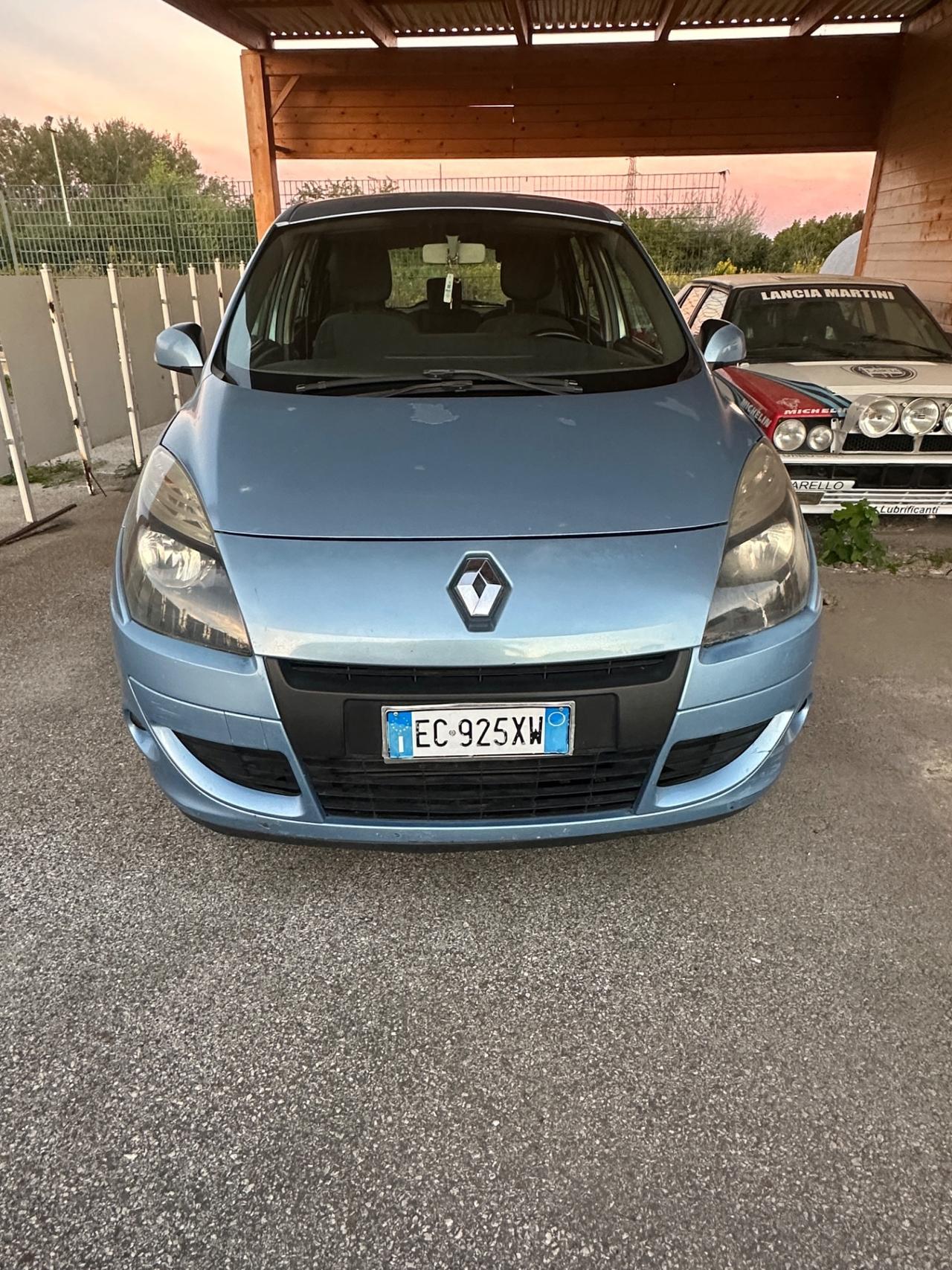 Renault Scenic Scénic X-Mod 1.5 dCi 110CV Luxe