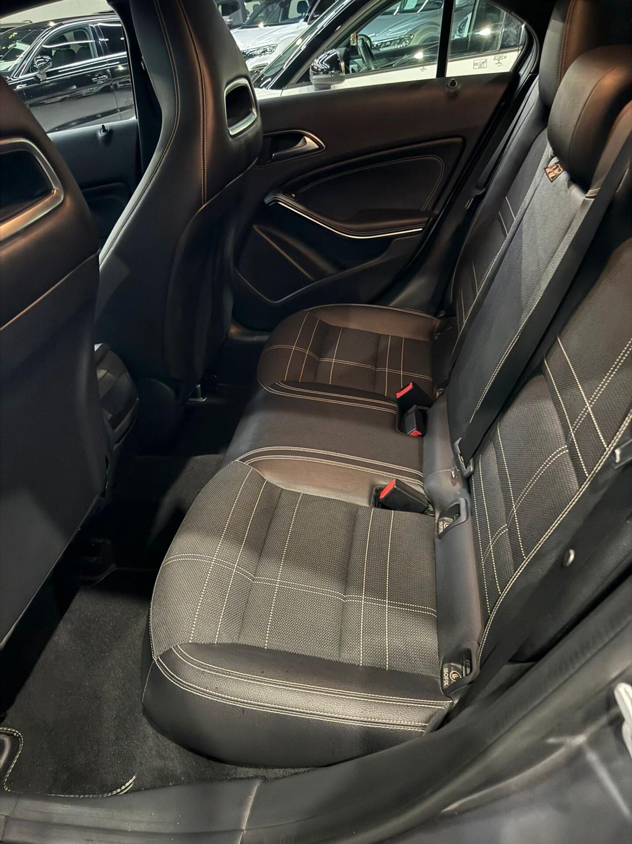 Mercedes-benz A 180 d Premium