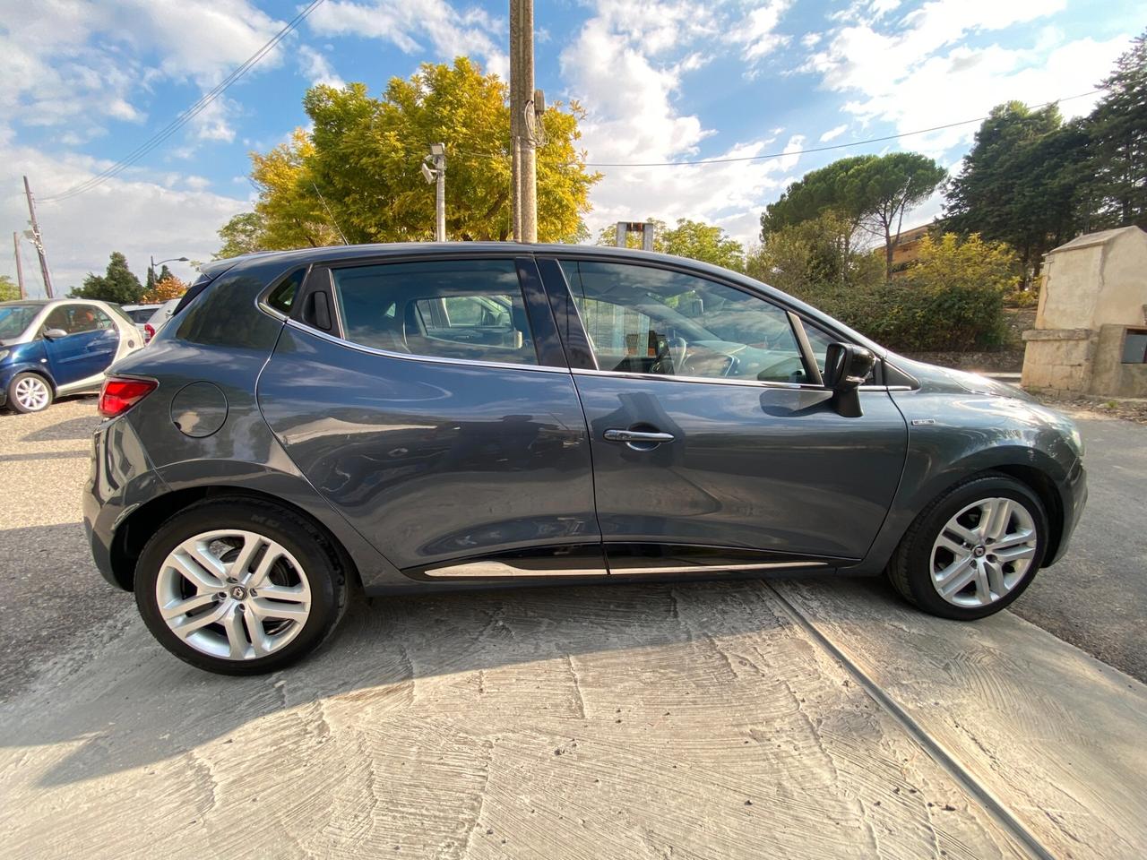 Renault Clio dCi 8V 75 CV