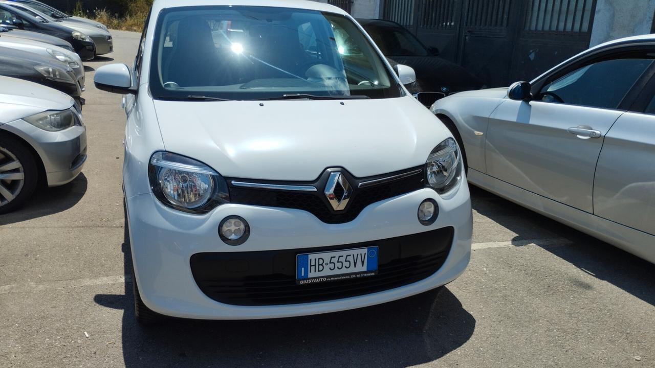 Renault Twingo SCe Lovely