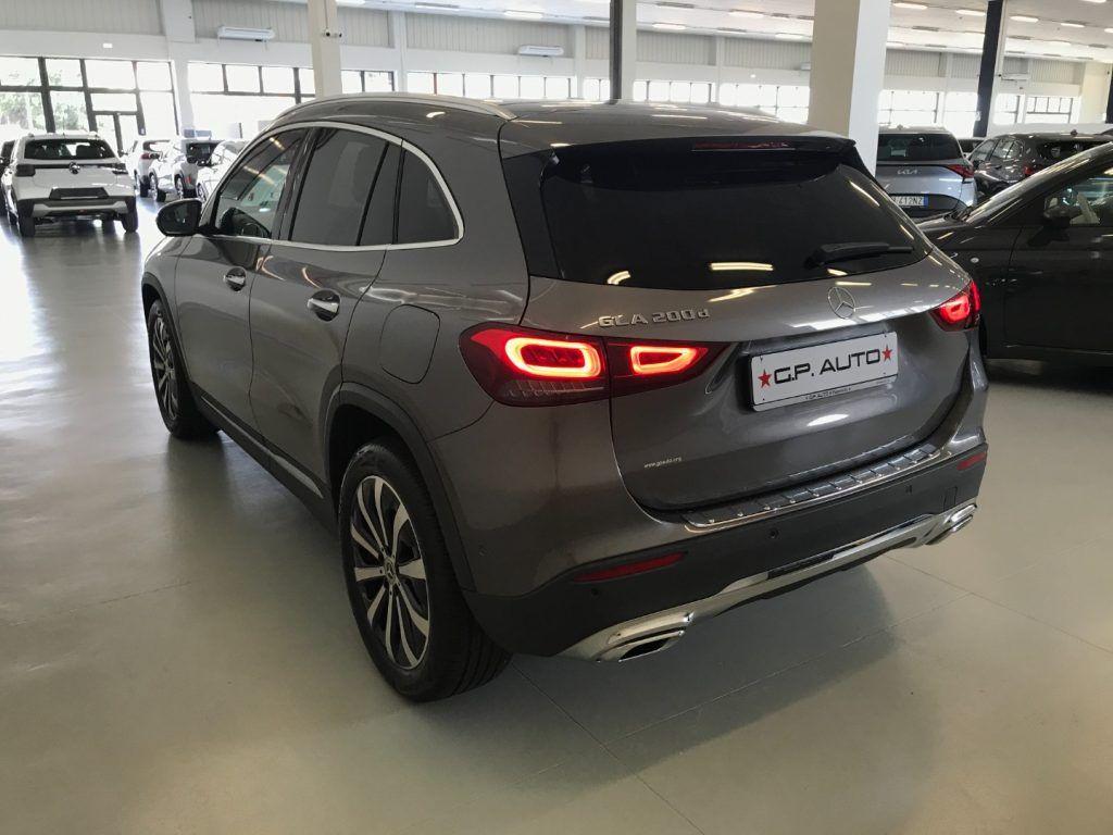 Mercedes-Benz GLA 200 d Automatic Sport Plus + Tetto