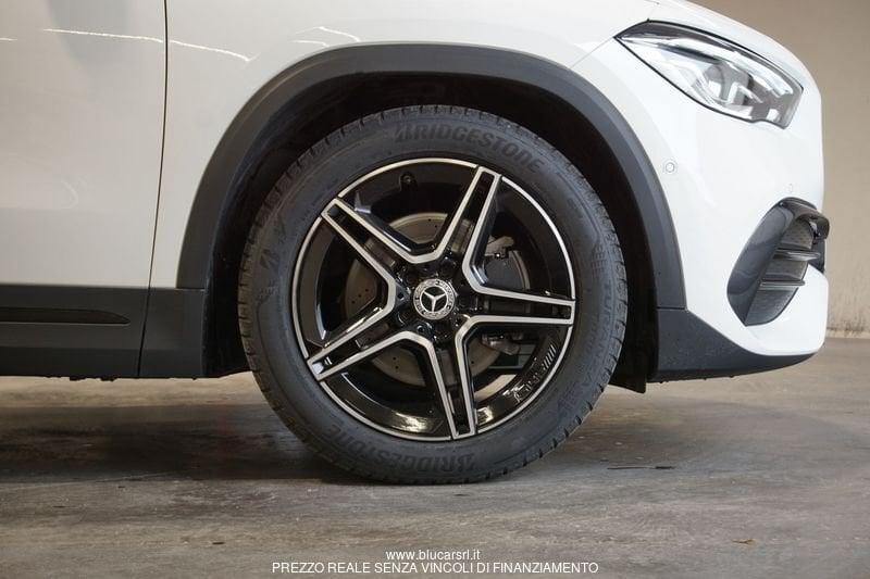 Mercedes-Benz GLA GLA 200 d Automatic Premium