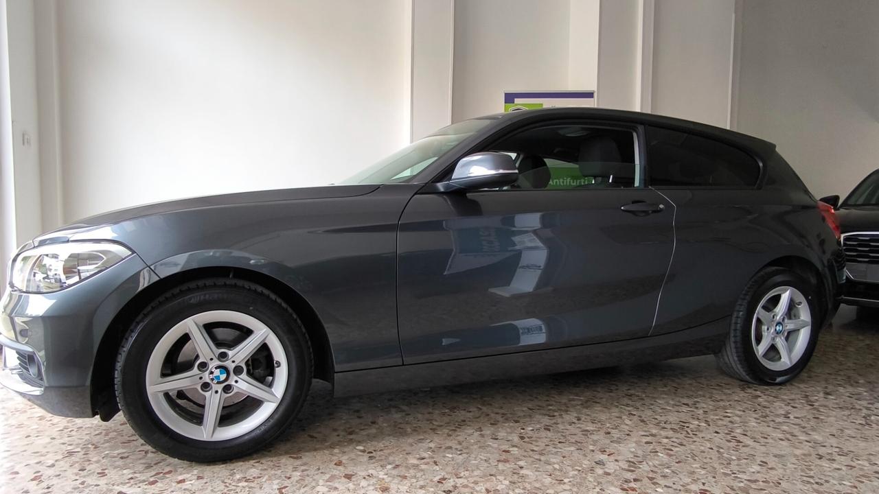Bmw 116 116d 3p. Sport