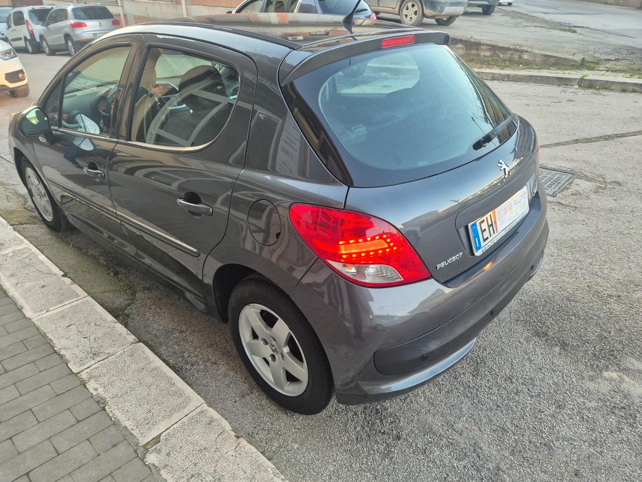 PEUGEOT 207 1.4 HDI 70 CV MOLTO BELLA KM CERTIF